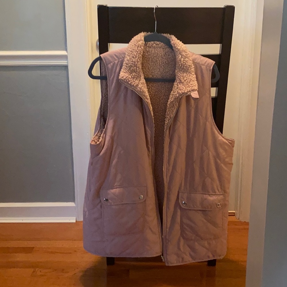Entro Dusty Pink Reversible Vest - Size XL